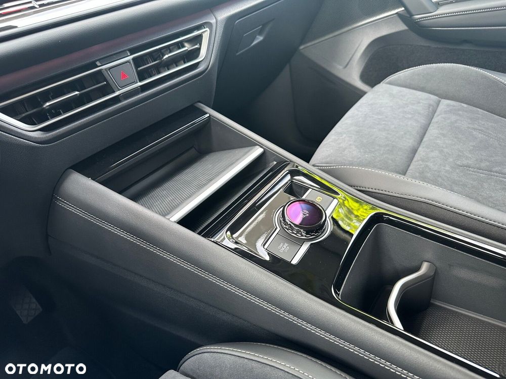 Volkswagen Tiguan 1.5 eTSI Elegance DSG - 23