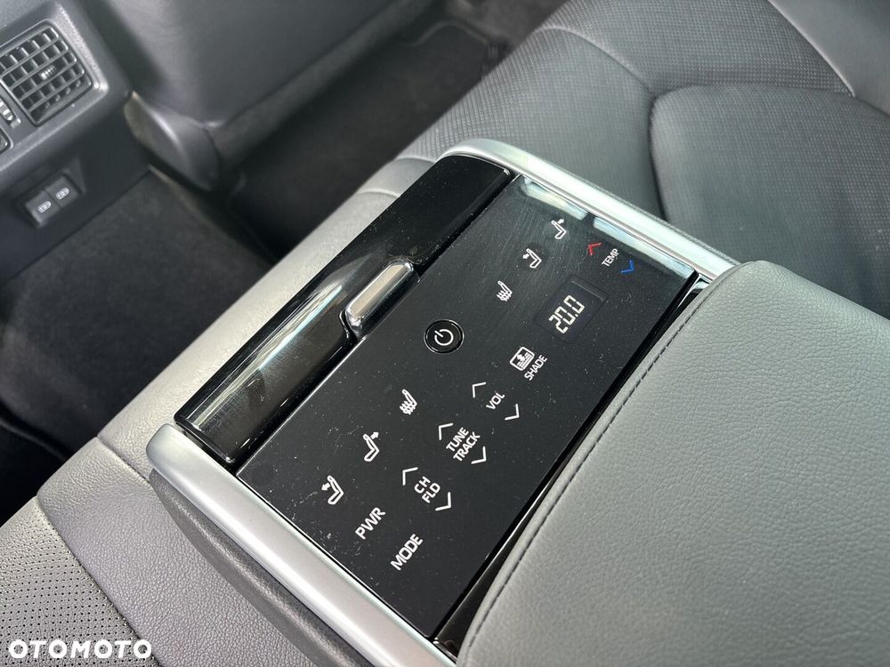 Toyota Camry 2.5 Hybrid Executive CVT - 30
