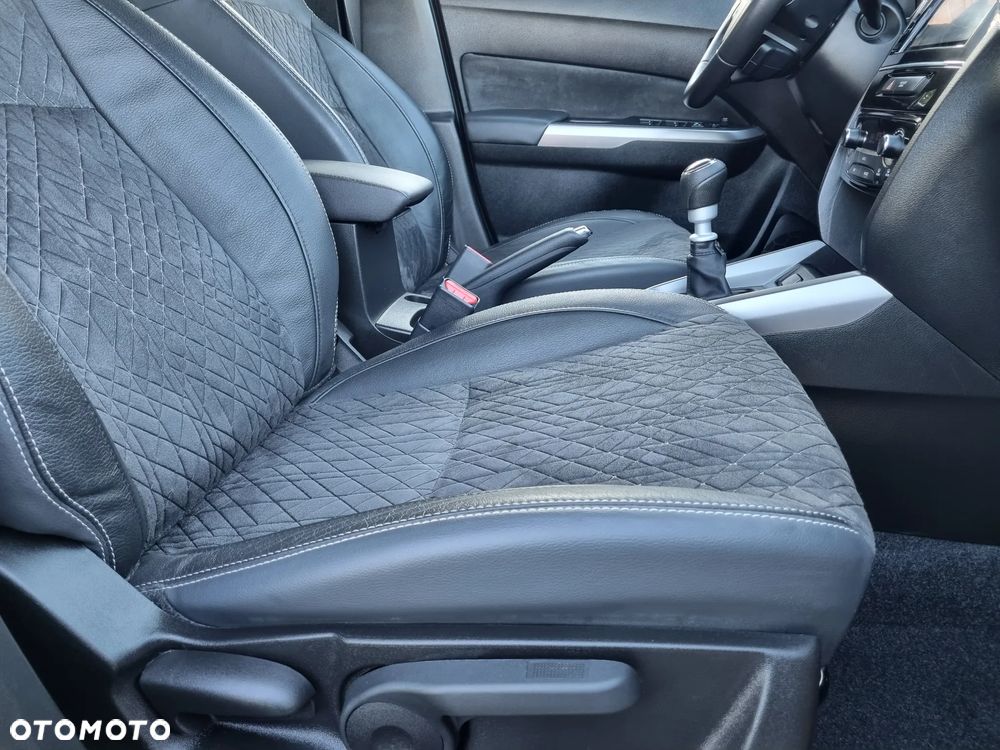 Suzuki Vitara - 36