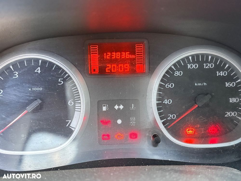 Dacia Duster 1.5 dCi 4x2 Ambiance - 6