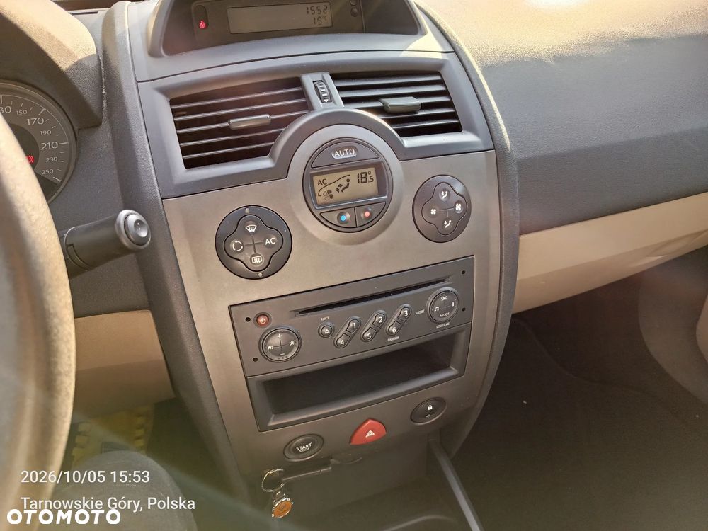 Renault Megane 1.6 16V Confort Authentique - 17