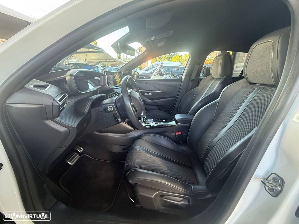 Peugeot e-208 50 kWh GT - 40
