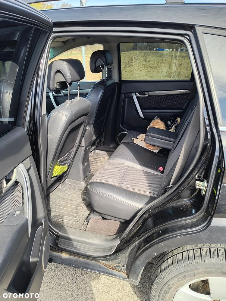 Chevrolet Captiva 2.0 d LT high 5os - 17