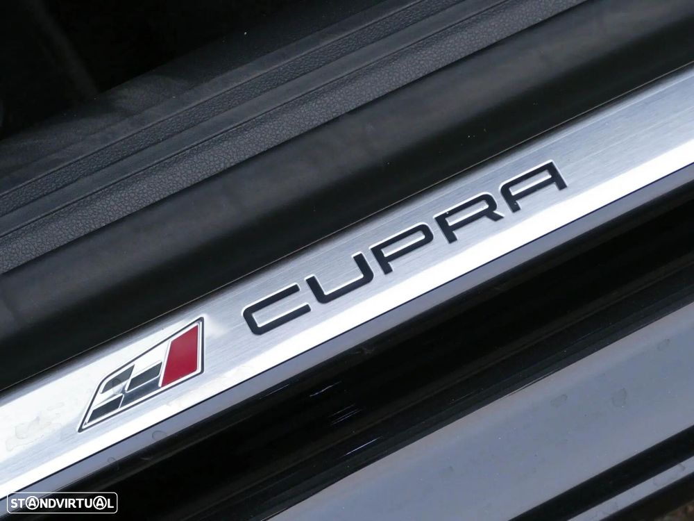 SEAT Leon 2.0 TSI Cupra DSG S/S - 33