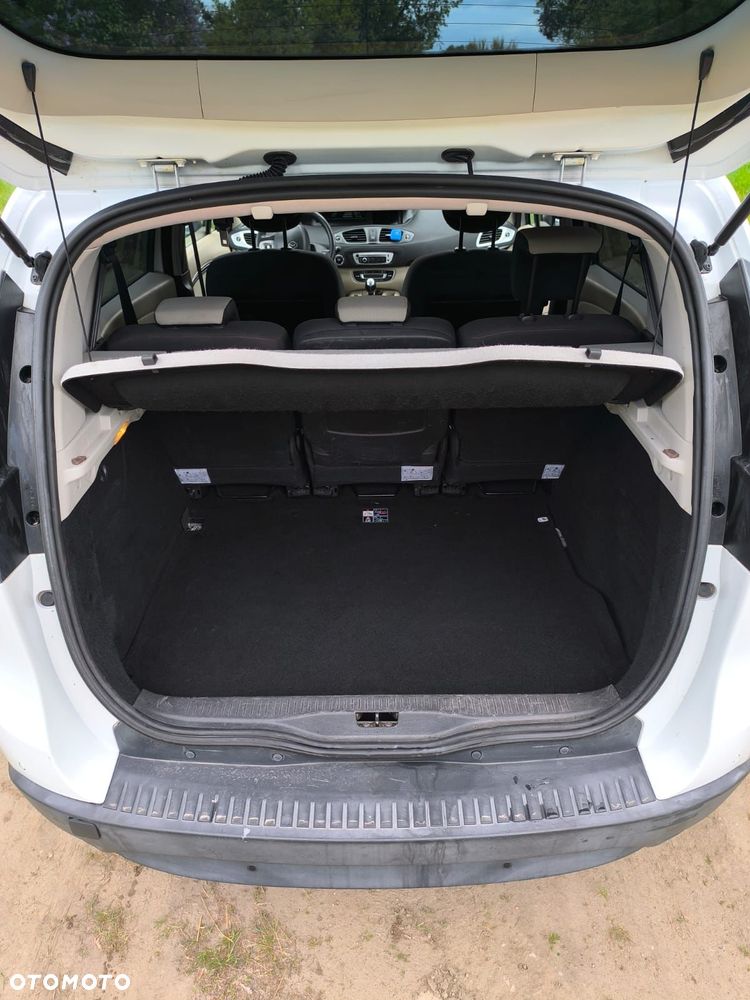 Renault Scenic - 22