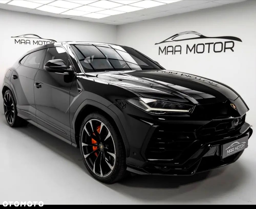 Lamborghini Urus - 21