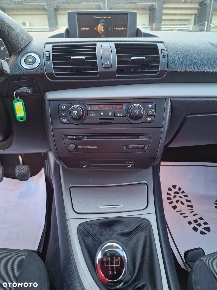 BMW Seria 1 - 25