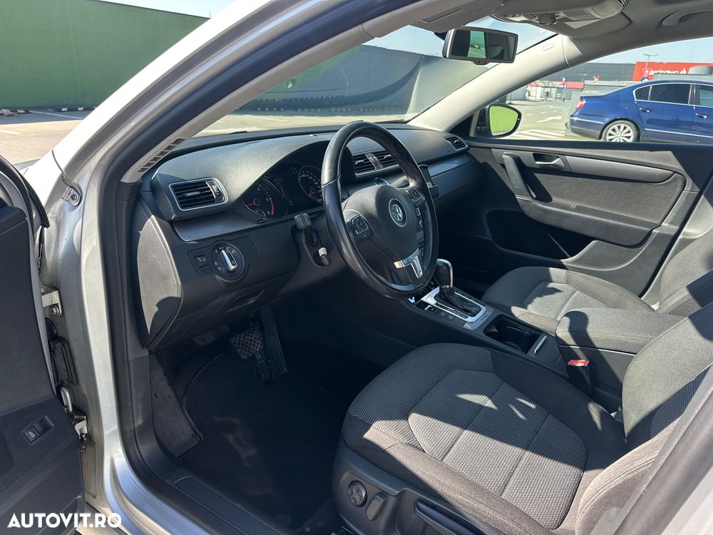 Volkswagen Passat 2.0 TDI DSG BlueMotion Technology Comfortline - 26