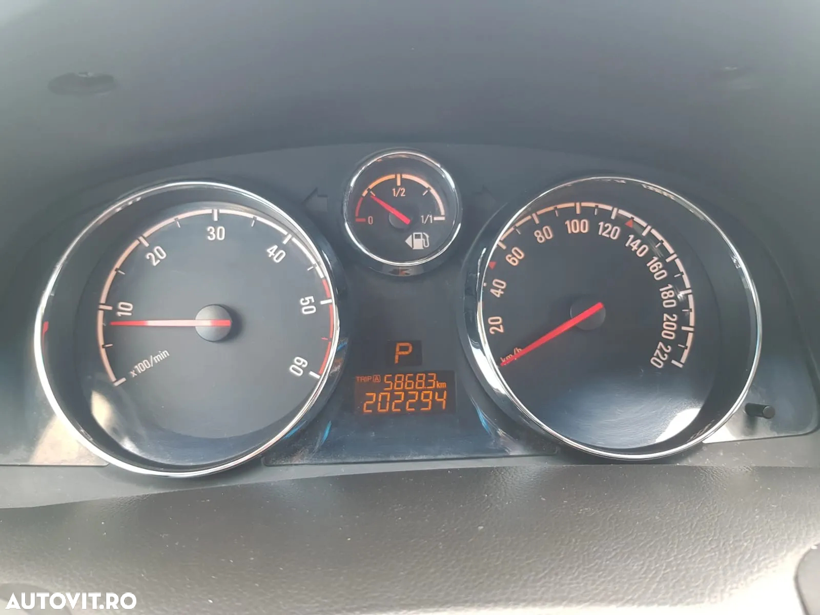Opel Antara 2.2 ECOTEC AWD Cosmo Aut. - 4