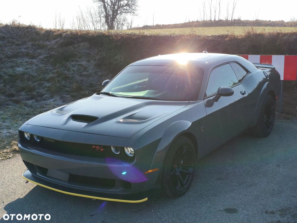 Dodge Challenger 6.4 Scat Pack Widebody - 11