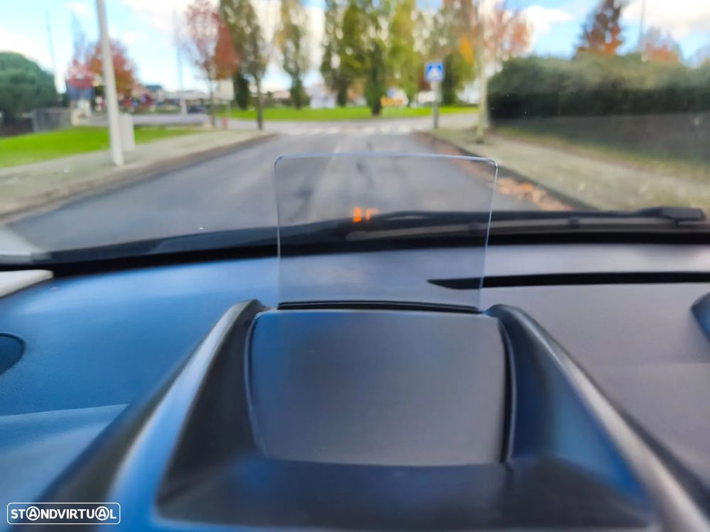 Peugeot 3008 2.0 HDi Hybrid4 - 15