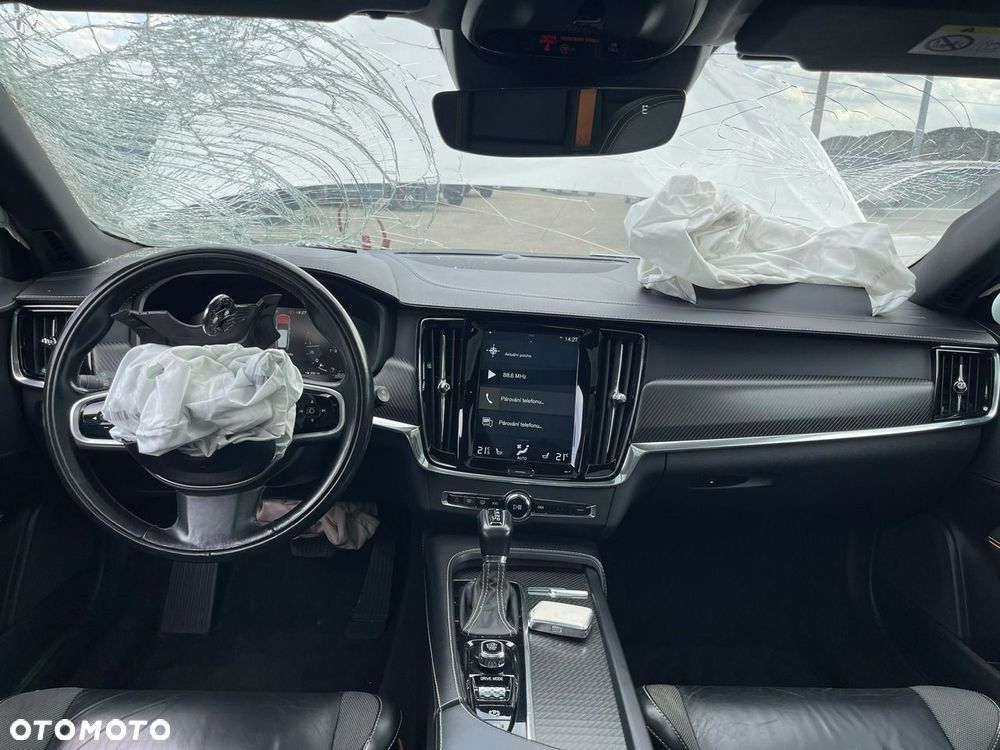 Volvo V90 Cross Country D5 AWD Ocean Race - 14