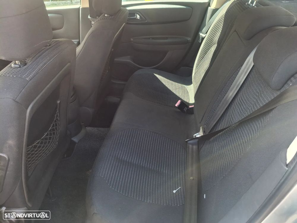 Citroën C4 1.6 HDi VTR Pack RFM - 11