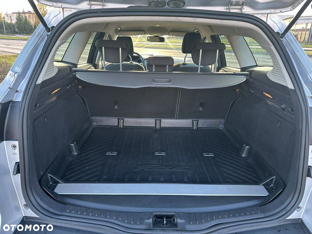 Ford Focus 1.0 EcoBoost Start-Stopp-System Champions Edition - 17