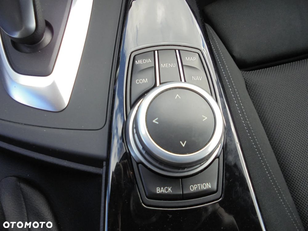BMW Seria 3 320d Edition M Sport Shadow - 20