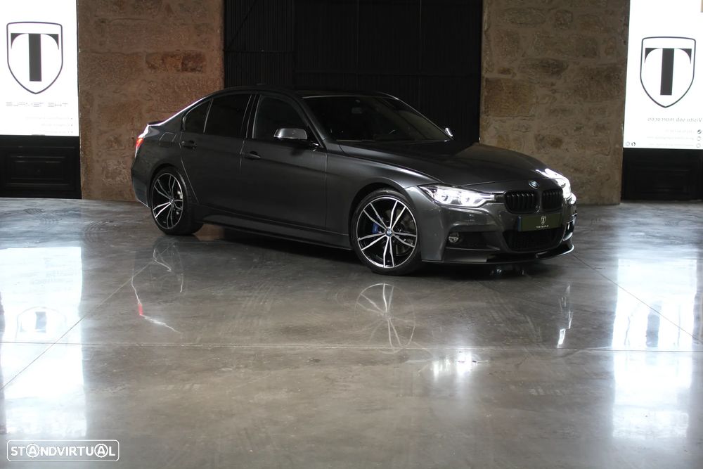 BMW 330 e iPerformance Pack M - 3