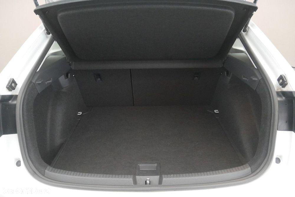 Volkswagen Taigo 1.5 TSI ACT Style DSG - 16