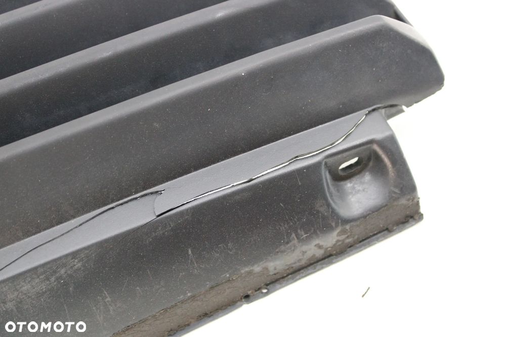 VW T4 Atrapa Grill  701853653 - 3