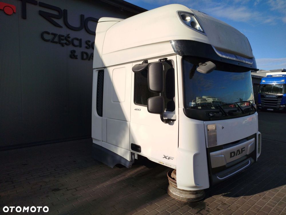 KABINA DAF XF 106 LIFT - 2