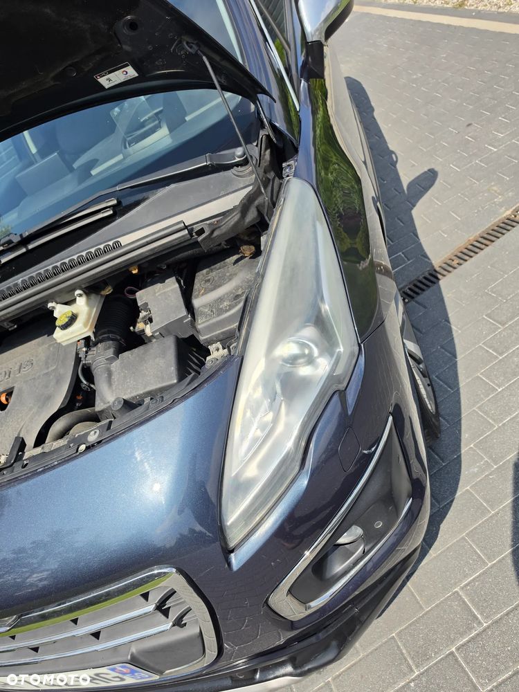 Peugeot 3008 2.0 HDi Allure - 8