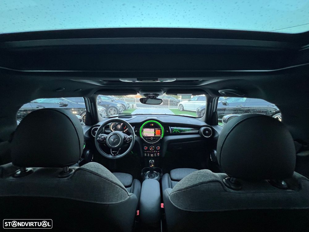 MINI 5 Portas Cooper Auto - 14