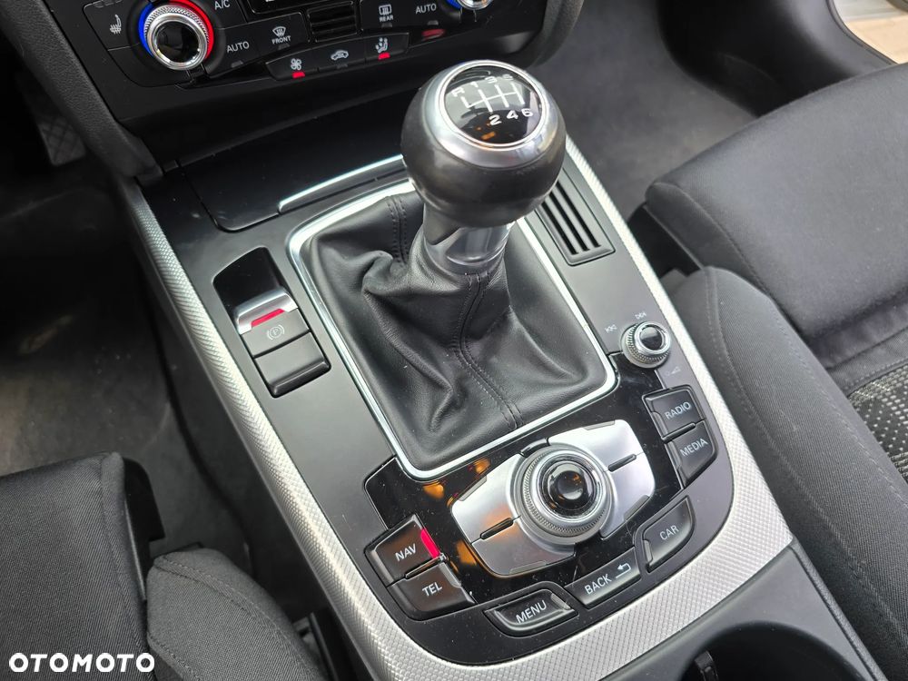 Audi A4 Avant - 33