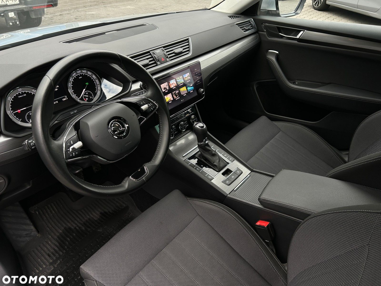 Skoda Superb 2.0 TDI SCR Style DSG - 6