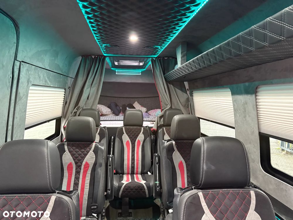 Mercedes-Benz Sprinter 907.255 - 27