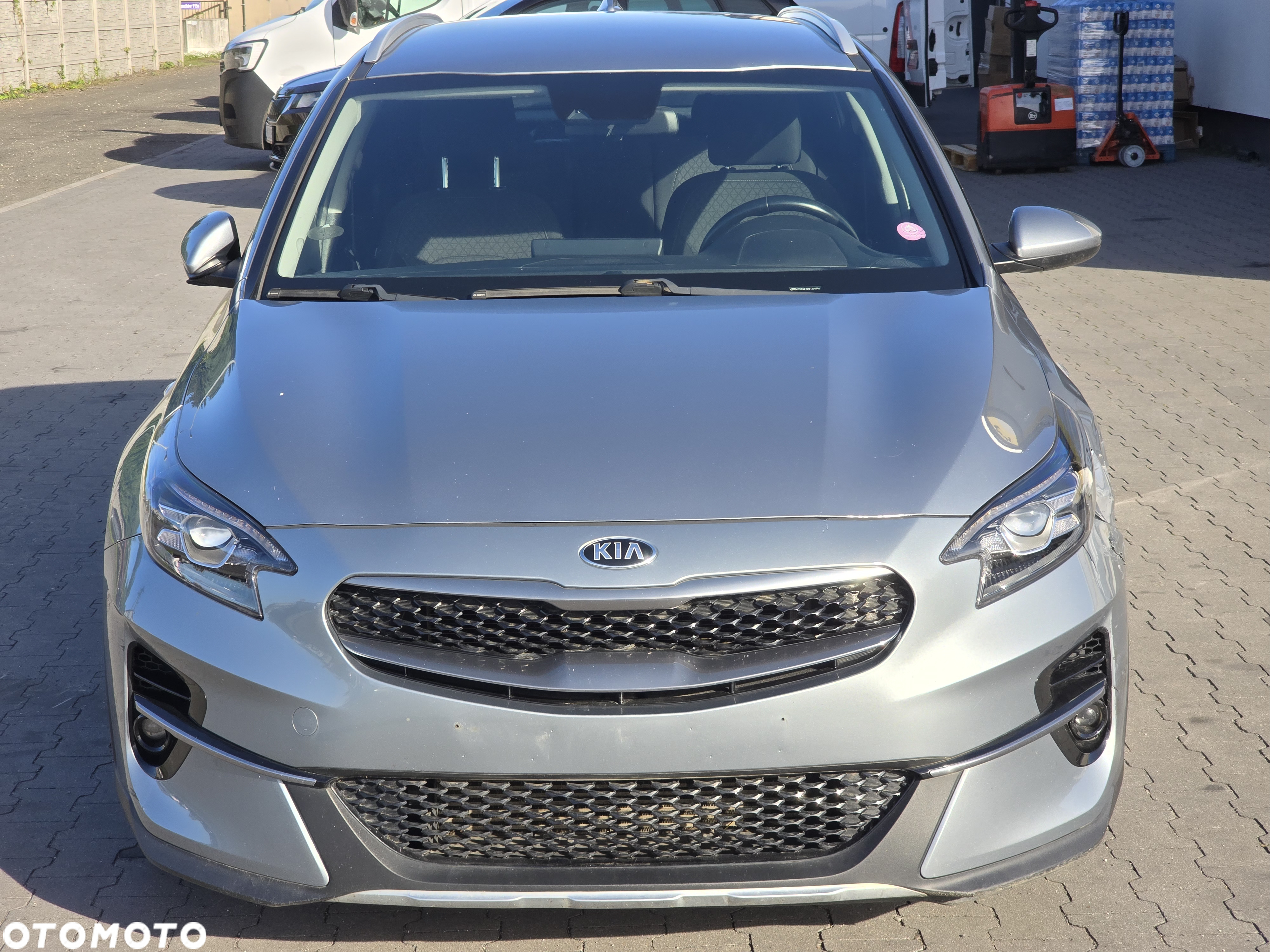 Kia XCeed 1.0 T-GDI L Business Line - 26