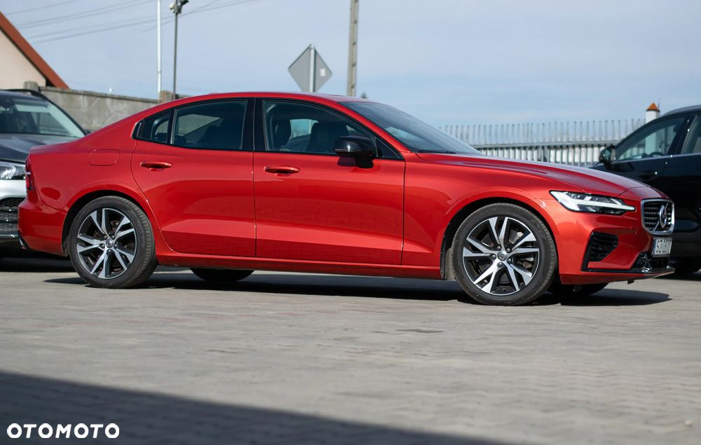 Volvo S60 T8 Recharge AWD Geartronic RDesign - 31