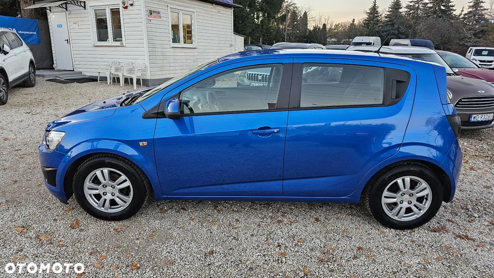 Chevrolet Aveo 1.4 16V LS Design+ - 5