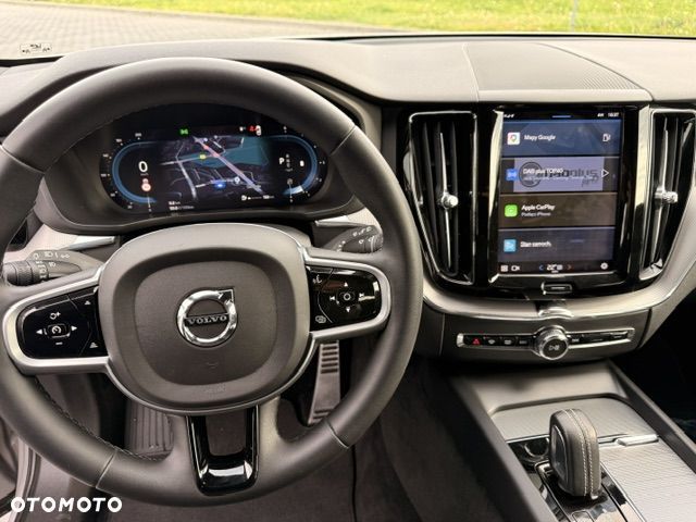 Volvo XC 60 B5 D AWD Geartronic RDesign - 25