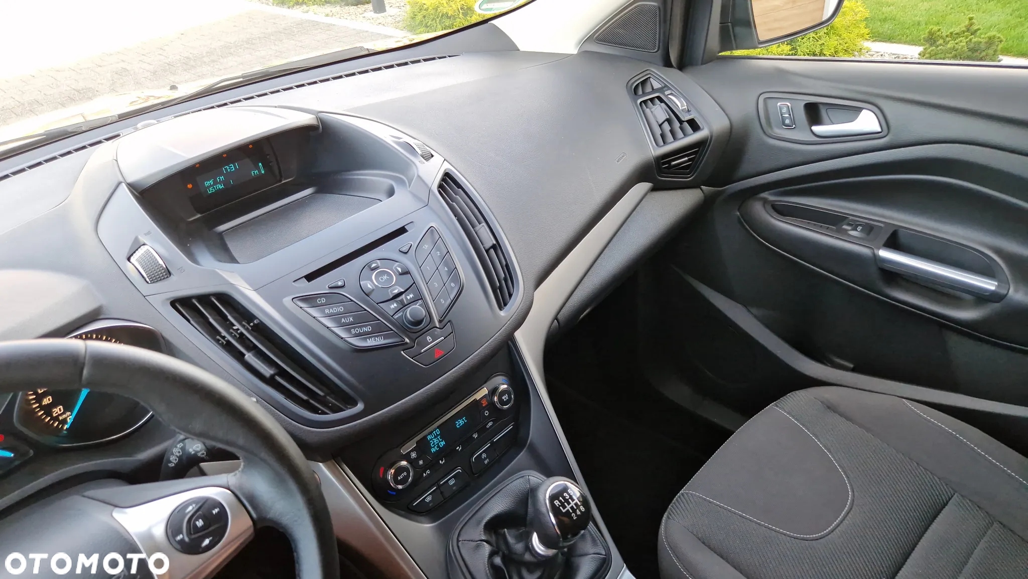 Ford Kuga 1.6 EcoBoost FWD Titanium ASS - 20