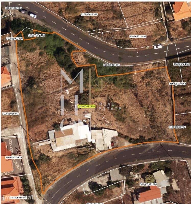 terreno de 3.500 m2, em Santa Cruz - Grande imagem: 2/9