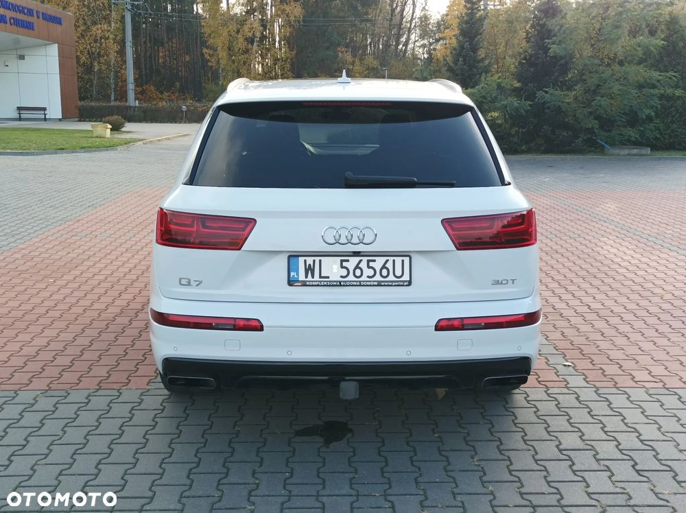 Audi Q7 - 12