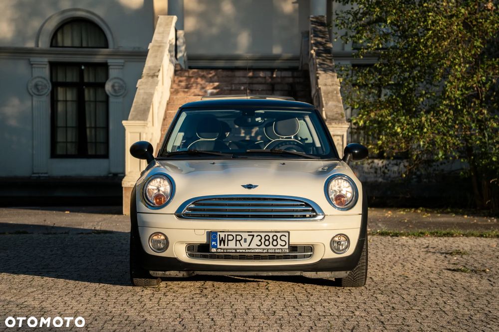 MINI Cooper Standard - 3
