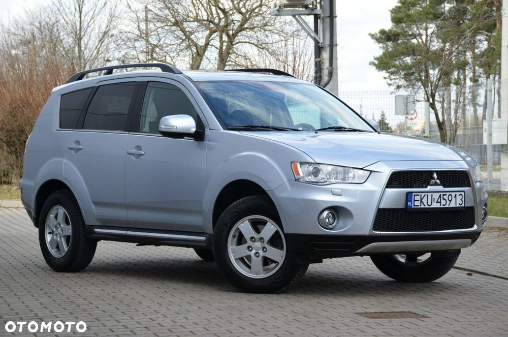 Mitsubishi Outlander - 17