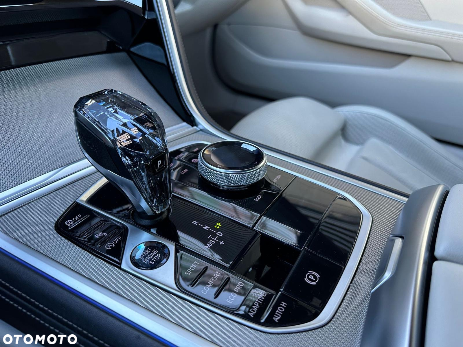 BMW Seria 8 840d xDrive - 14
