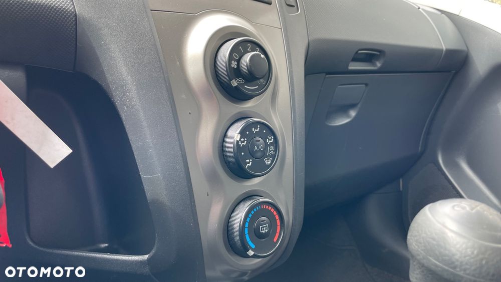 Toyota Yaris 1.33 Luna - 15