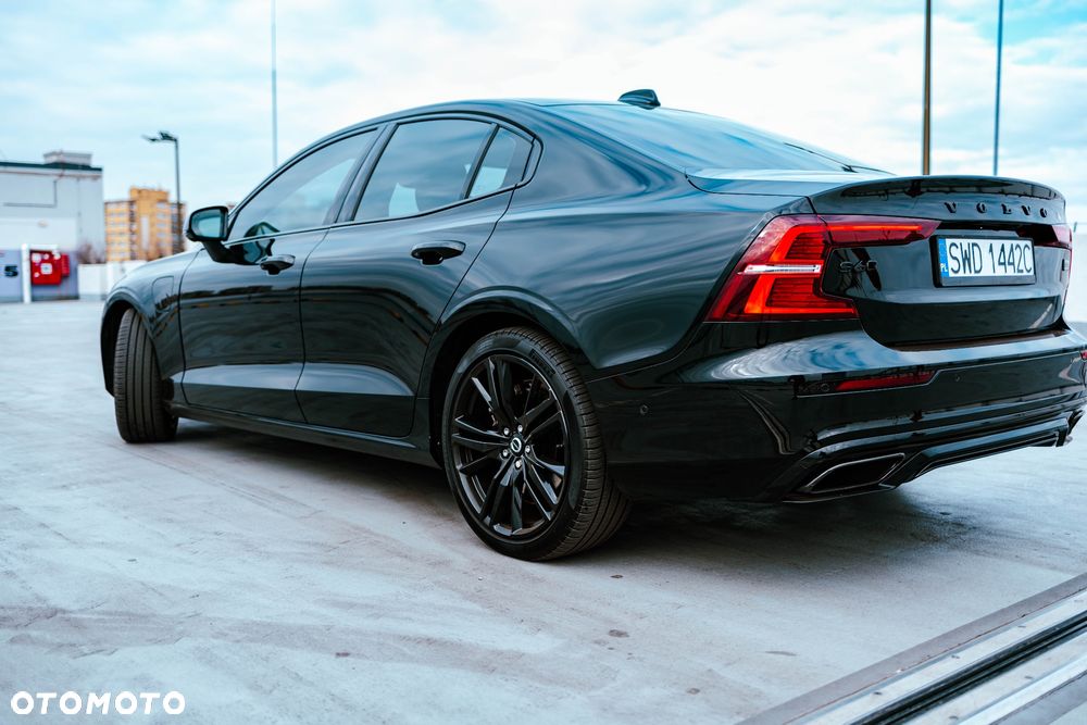 Volvo S60 T8 Recharge AWD Ultimate Dark - 2