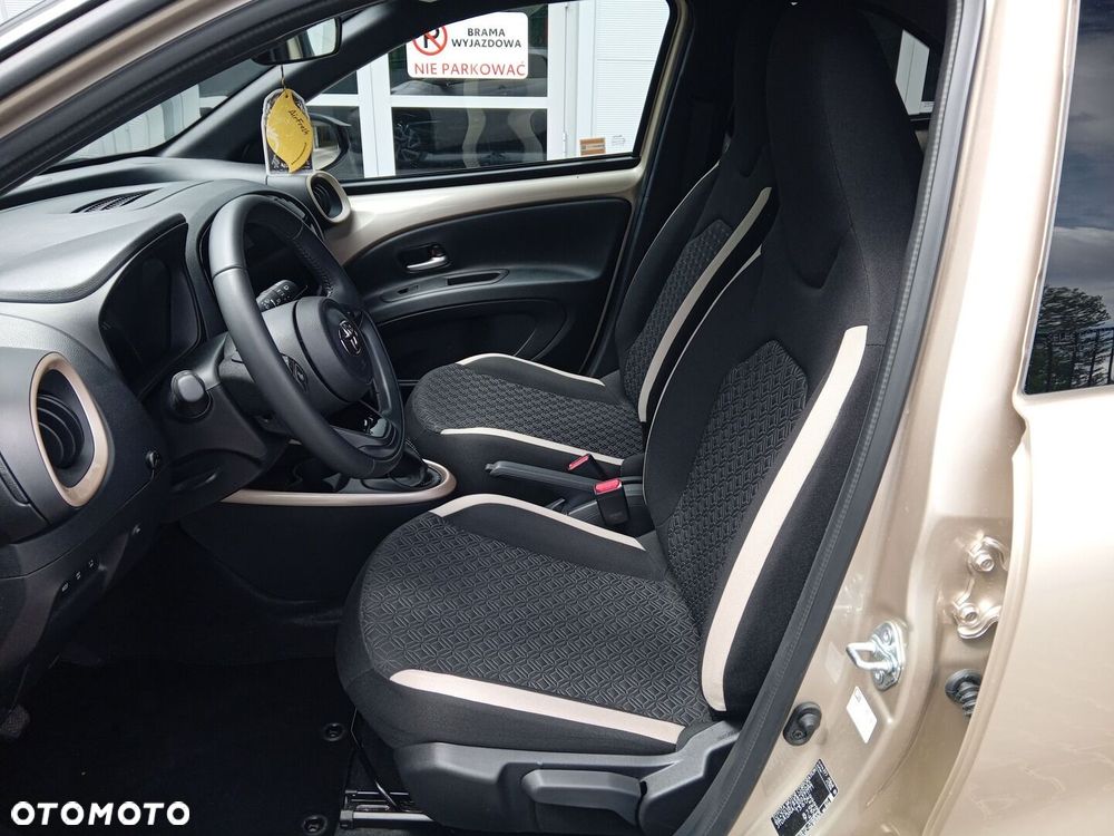 Toyota Aygo X - 14