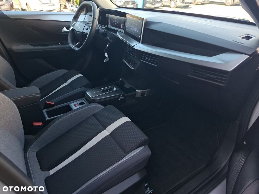 Opel Frontera - 16