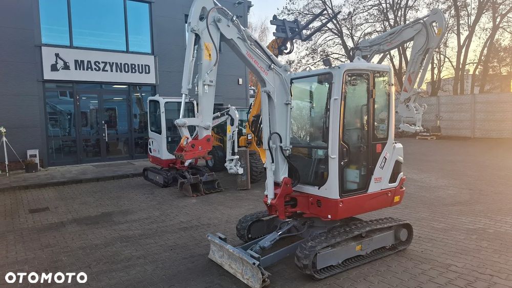 Takeuchi Koparka Gąsienicowa Takeuchi TB225 V0 Okazja DEMO Gwarancja - 8