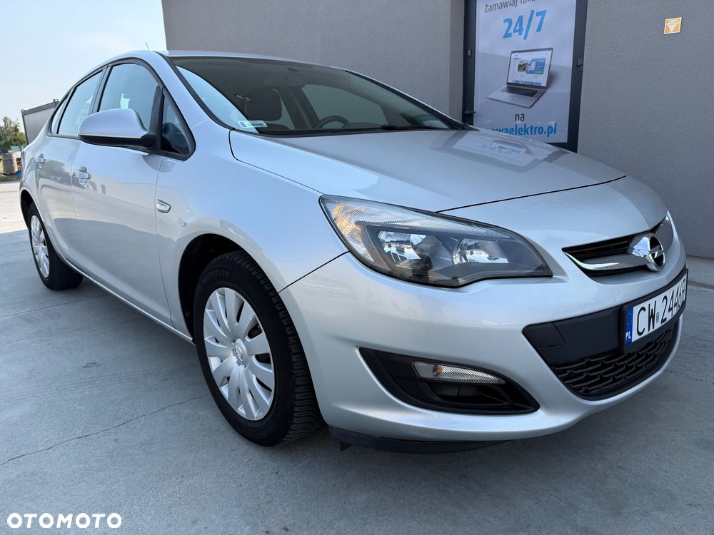 Opel Astra 1.6 Essentia EU6 - 10