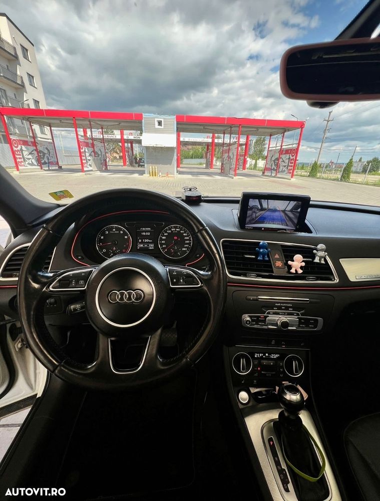 Audi Q3 2.0 TFSI Quattro S tronic sport - 11