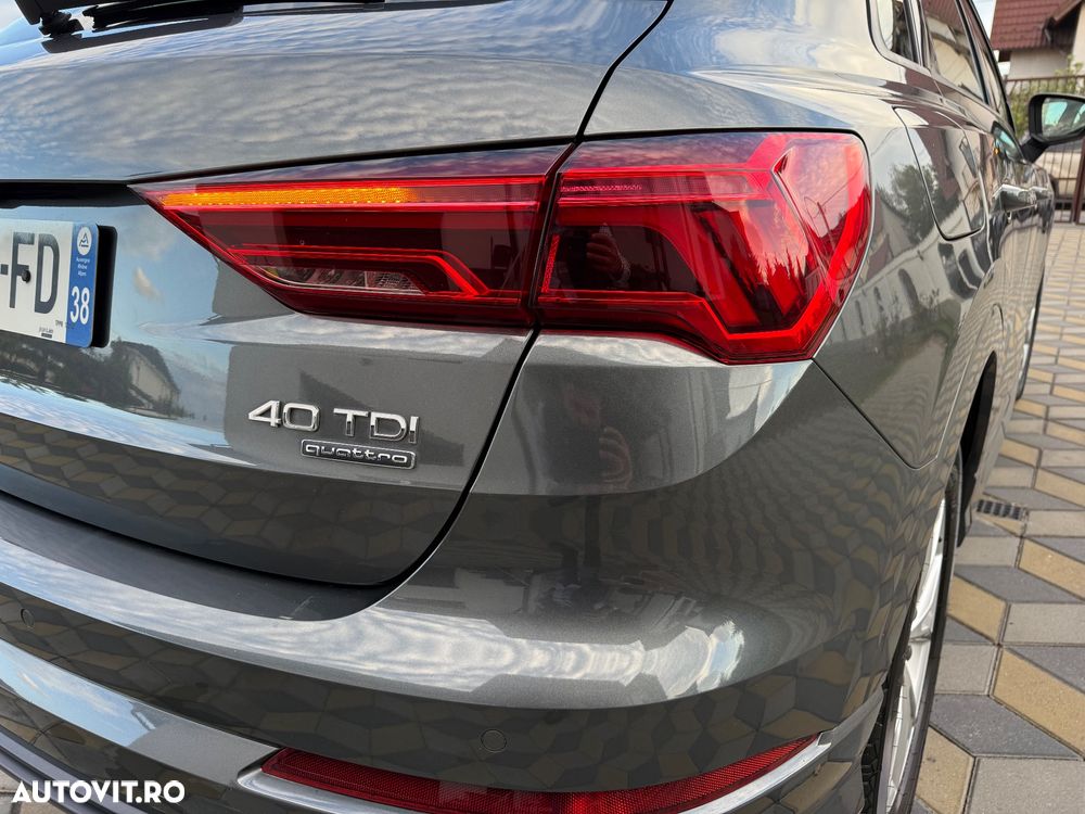 Audi Q3 2.0 40 TDI S tronic quattro S Line - 3