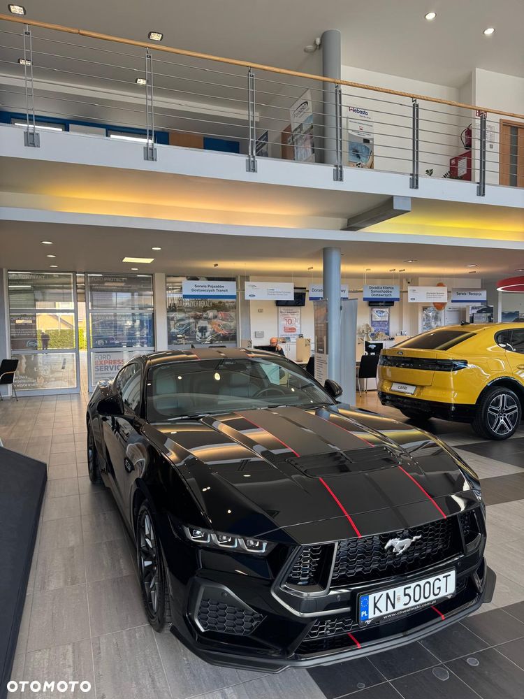 Ford Mustang - 18