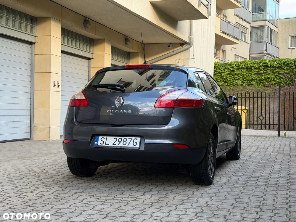 Renault Megane 2010 photo 4