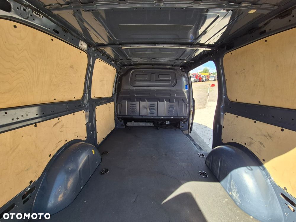 Mercedes-Benz Vito 110 CDi - SERWISOWANY - NISKI PRZEBIEG - RZADKI KOLOR - BOGATE WYPOSAŻENIE - EURO 6 - 25
