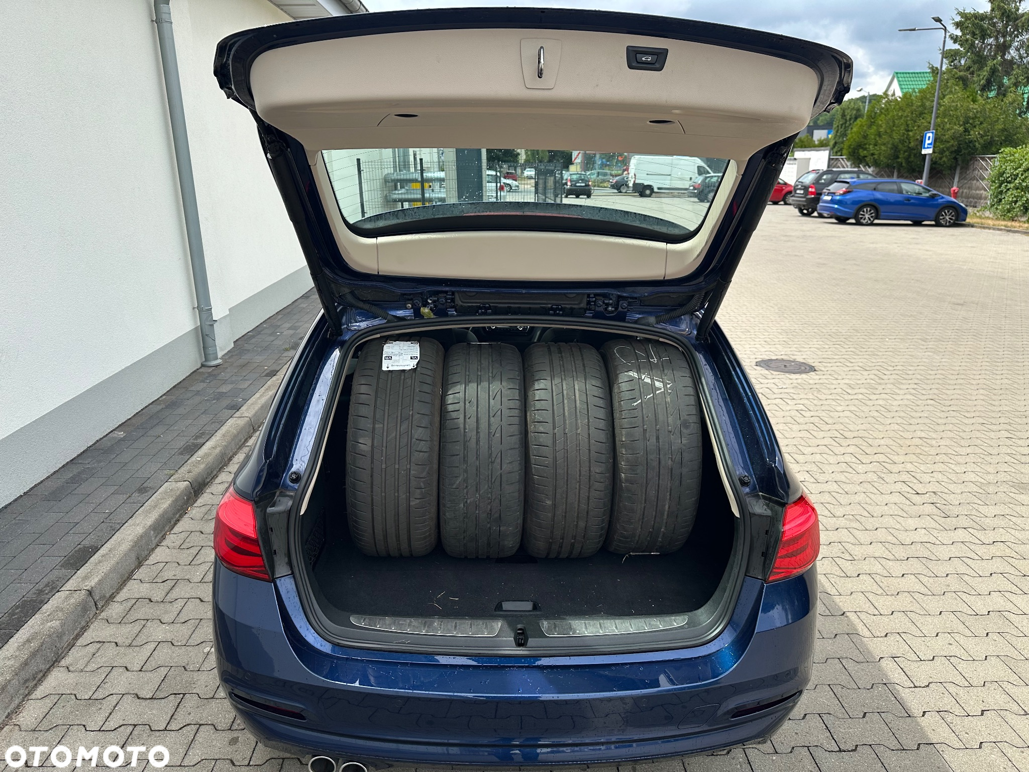 BMW Seria 3 320d Advantage - 23